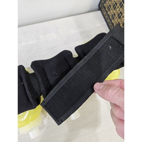 amphipod runlite snapflask 4 hydration belt outdoors running active - Picture 6 of 7